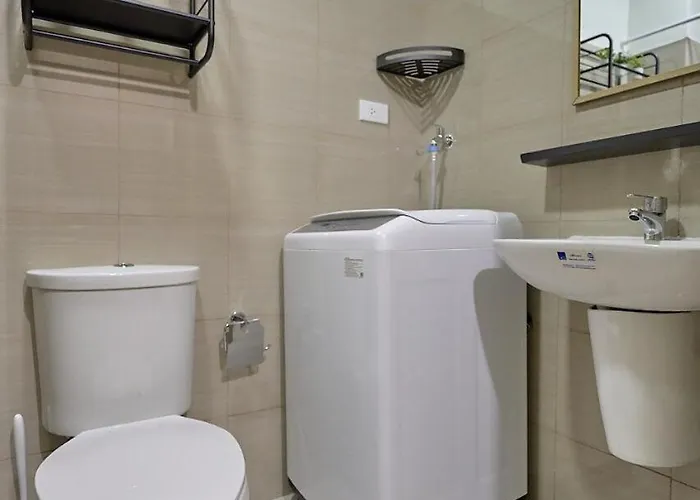 Cozy Near Mall Of With Wifi And Netflix Apartment *